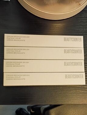 Beauty Counter Cream Bronzer Brush, Lot Of 4.